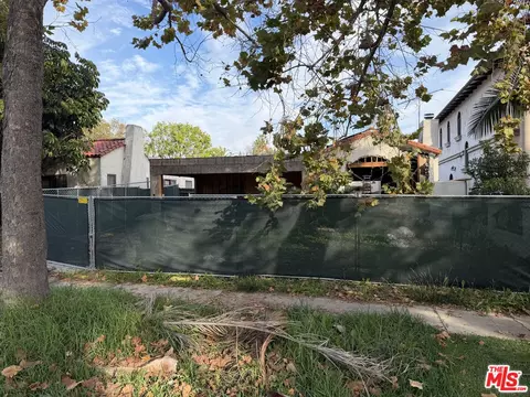 462 N Flores St, Los Angeles, CA 90048
