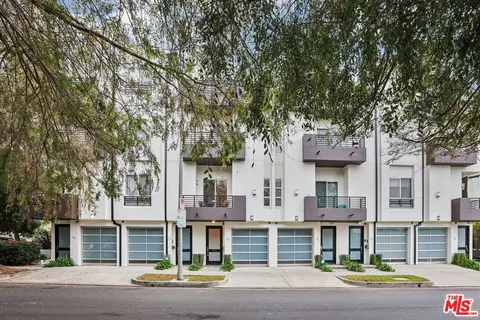 438 Arnaz Dr #103, Los Angeles, CA 90048