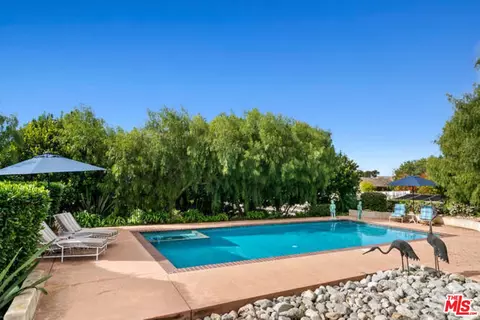 Exterior - 525 Valley Vista Dr, Camarillo, CA 93010 photo 13 of 22