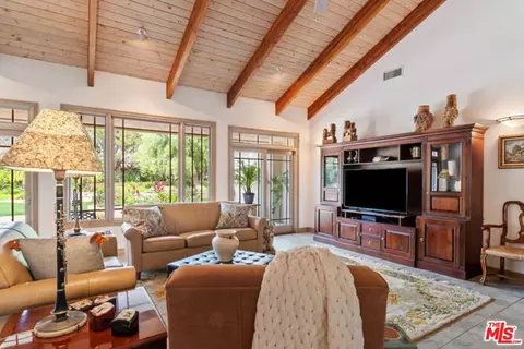 Living - 525 Valley Vista Dr, Camarillo, CA 93010 photo 1 of 6