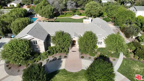 View/Area - 525 Valley Vista Dr, Camarillo, CA 93010 photo 2 of 2