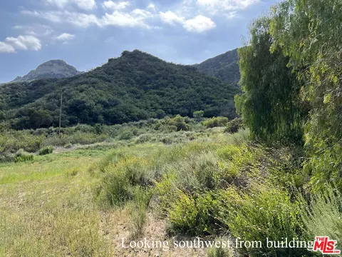 23629 Zuniga Rd, Topanga, CA 90290