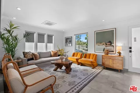 922 Garfield Ave, Venice, CA 90291