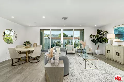 728 N Sweetzer Ave #208, West Hollywood, CA 90069