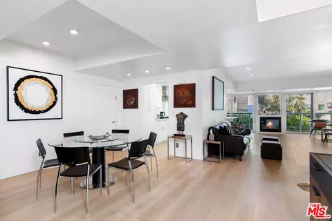 13600 Marina Pointe Dr #401, Marina Del Rey, CA 90292