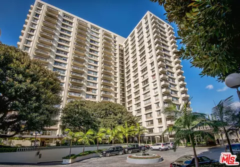 2160 Century Park E #403, Los Angeles, CA 90067
