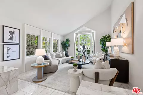 7538 W 81st St, Playa Del Rey, CA 90293
