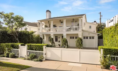 737 El Medio Ave, Pacific Palisades, CA 90272
