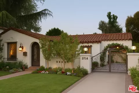 3714 Vantage Ave, Studio City, CA 91604