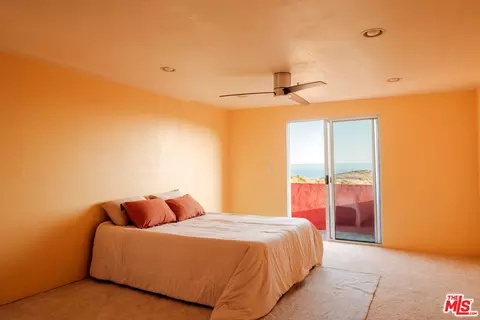 Bedroom - 3029 Sequit Dr, Malibu, CA 90265 photo 6 of 6
