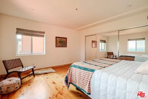Bedroom - 3029 Sequit Dr, Malibu, CA 90265 photo 2 of 6