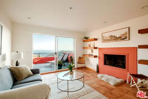 Living - 3029 Sequit Dr, Malibu, CA 90265 photo 1 of 1
