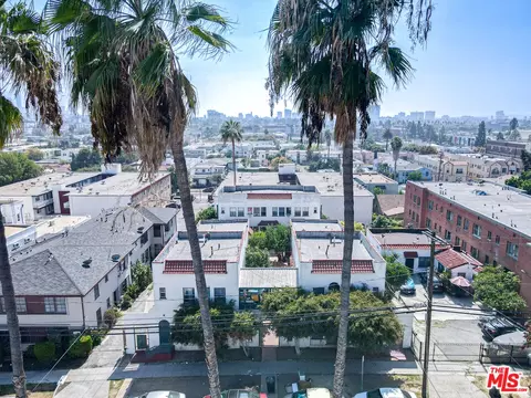 4520 Willow Brook Ave, Los Angeles, CA 90029