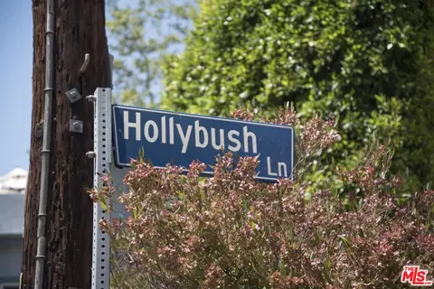 1033 Hollybush, Los Angeles, CA 90077