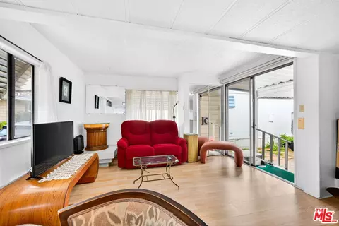 11250 Playa St #43, Culver City, CA 90230