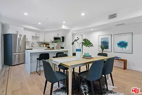 842 11th St, Santa Monica, CA 90403