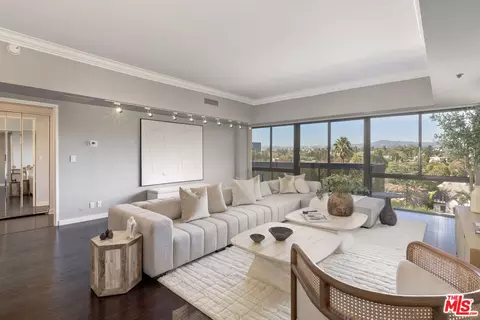 10445 Wilshire Blvd #703, Los Angeles, CA 90024
