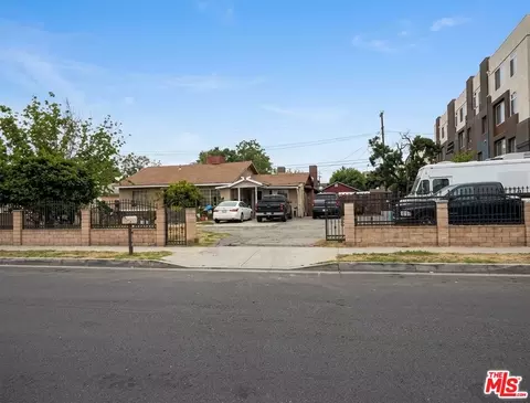 14633 Tupper St, Panorama City, CA 91402