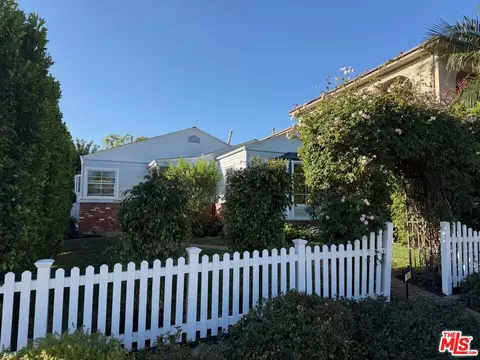 967 W 21st St, San Pedro, CA 90731