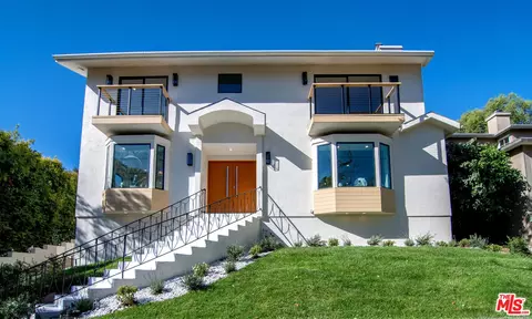 2201 Hillsboro Ave, Los Angeles, CA 90034
