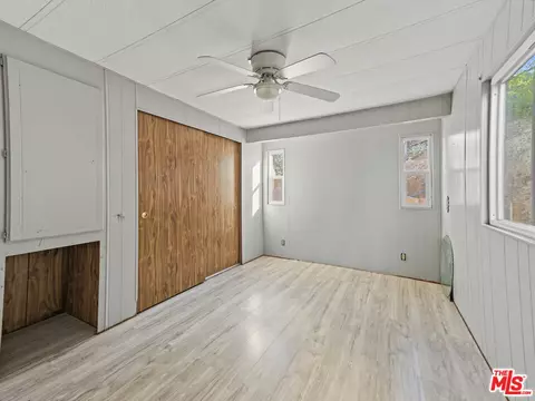 Bedroom - 22125 Loop Dr, Redding, CA 96003 photo 1 of 6