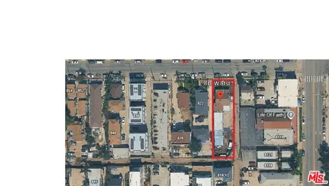 818 W 81st St, Los Angeles, CA 90044