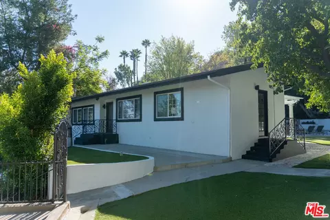 17856 Cathedral Pl, Encino, CA 91316