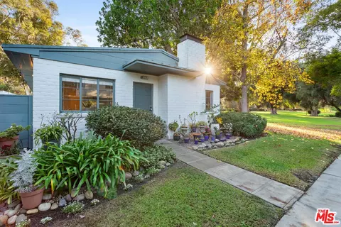 5112 Village Grn, Los Angeles, CA 90016