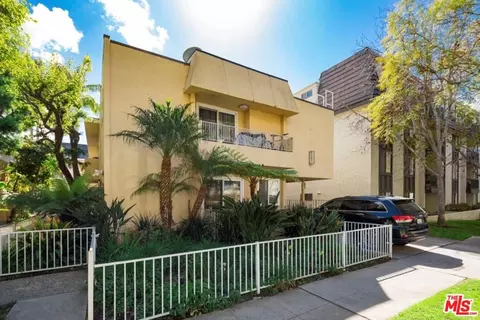 11652 Kiowa Ave, Los Angeles, CA 90049