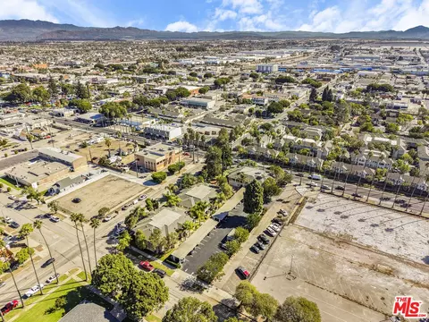 View/Area - 711 S C St, Oxnard, CA 93030 photo 2 of 7