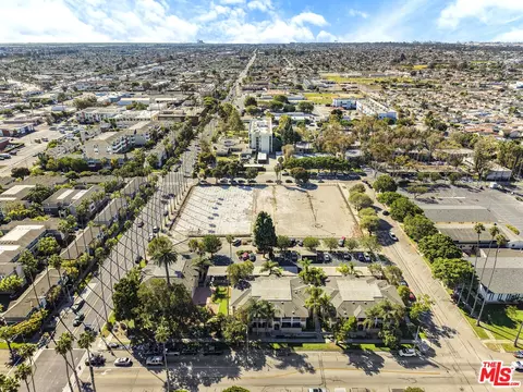 View/Area - 711 S C St, Oxnard, CA 93030 photo 3 of 7