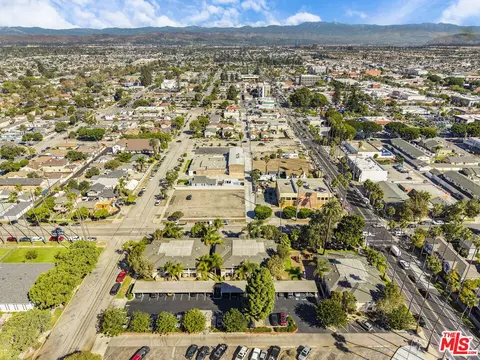 View/Area - 711 S C St, Oxnard, CA 93030 photo 1 of 7