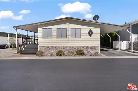 21317 Blue Curl Way #230, Canyon Country, CA 91351