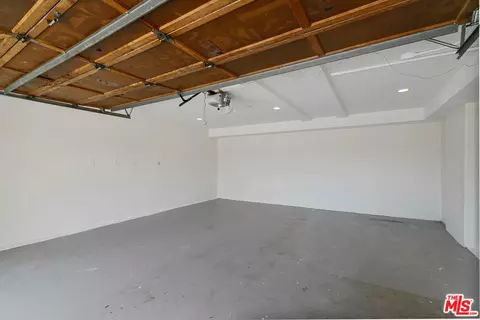 Other - 535 E Walnut Ave #B, El Segundo, CA 90245 photo 8 of 9