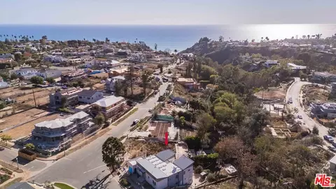 651 Muskingum Ave, Pacific Palisades, CA 90272