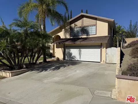 910 S Peary Way, Anaheim, CA 92807