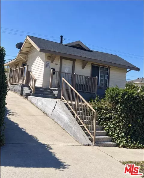 1422 W 104th St, Los Angeles, CA 90047