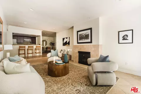 2332 Fox Hills Dr #103, Los Angeles, CA 90064