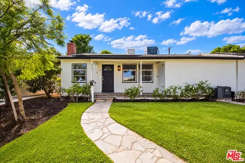 6251 Alcove Ave, North Hollywood, CA 91606
