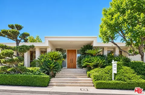 3031 Elvido Dr, Los Angeles, CA 90049