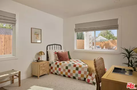 Bedroom - 1185 Medford Rd, Pasadena, CA 91107 photo 3 of 5