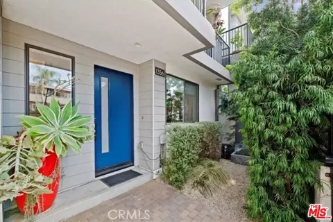 1356 N Fairfax Ave, Los Angeles, CA 90046