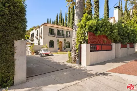 1743 Courtney Ave, Los Angeles, CA 90046