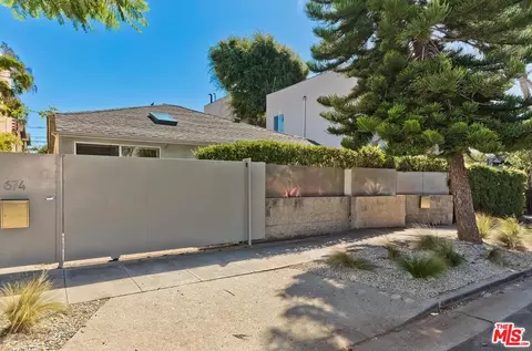 674 San Juan Ave, Venice, CA 90291