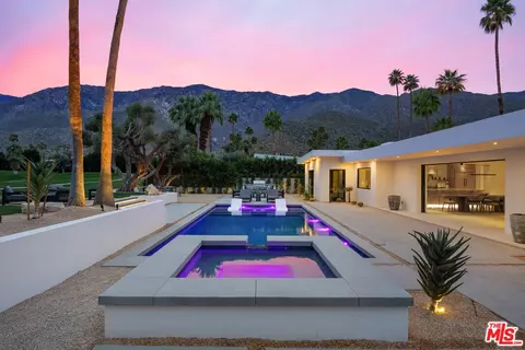 483 E Santiago Way, Palm Springs, CA 92264