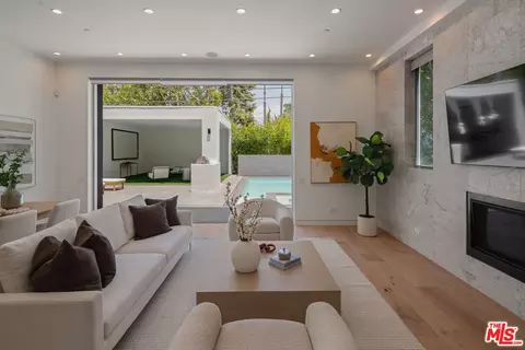 436 Norwich Dr, West Hollywood, CA 90048