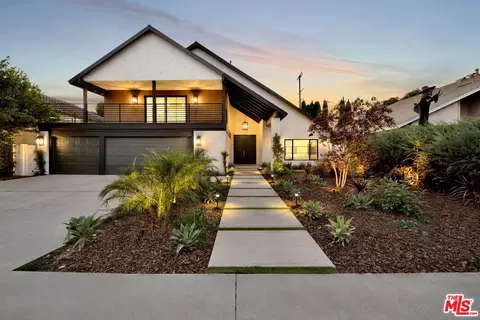 8815 Sari Ave, Northridge, CA 91343