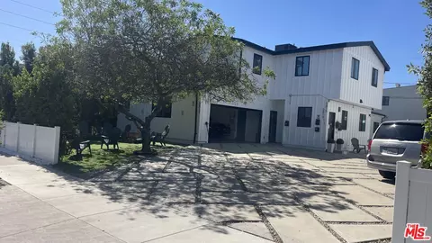 5819 Cleon Ave, North Hollywood, CA 91601
