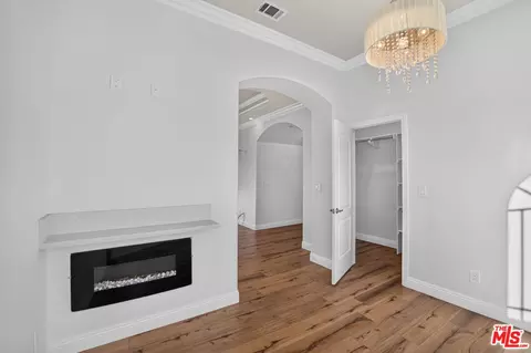 Entry Way - 485 E 18th St, Upland, CA 91784 photo 8 of 11