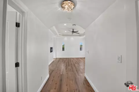 Entry Way - 485 E 18th St, Upland, CA 91784 photo 7 of 11